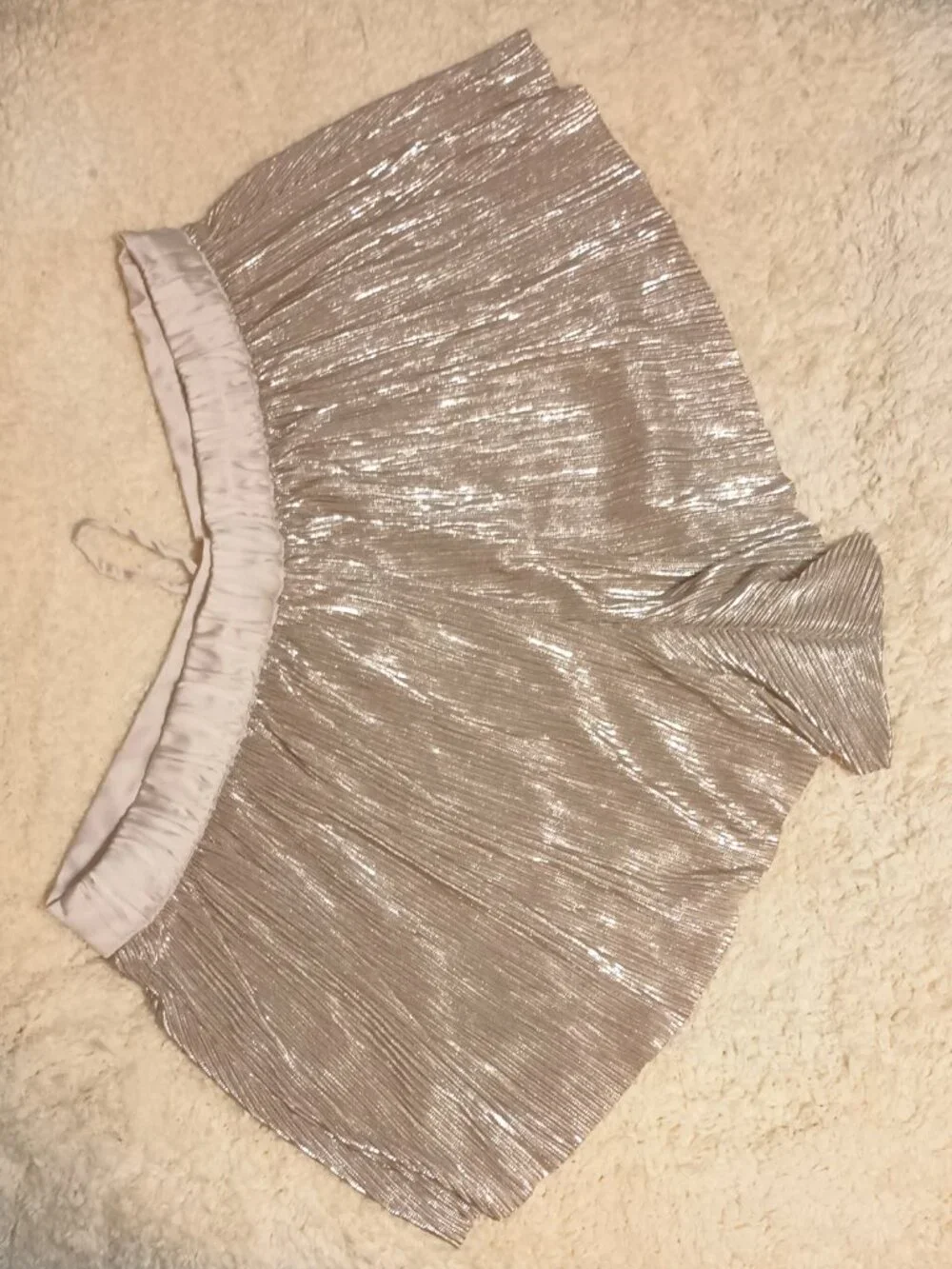 EUC ~ Victoria's Secret Gold Pleated Shimmer Metallic Lounge Sleep Shorts, Small